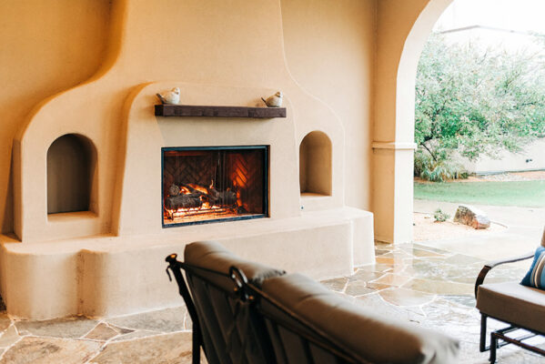 The Meadows Texas - Outside fireplace